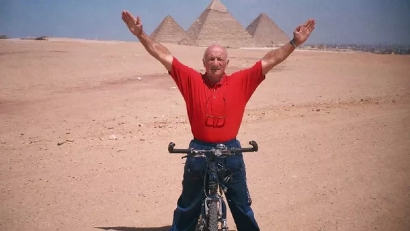 ჯუმბერ ლეჟავა - ველოსიპედით მთვარემდე