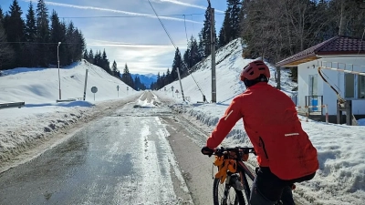 Winter cycling gear: What to wear in cold weather?