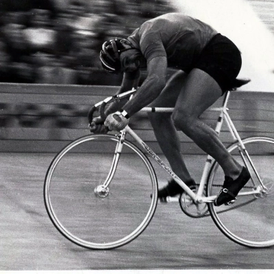 Omar Pkhakadze: Georgian Sprint Cycling Legend and Olympic Medalist