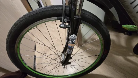 იყიდება ველოსიპედი Trenga De 2015