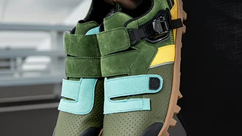 იყიდება ველო ფეხსაცმელი