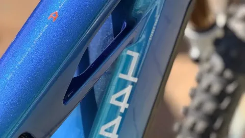 იყიდება ველოსიპედი ელექტრო Cube Stereo hybrid One44