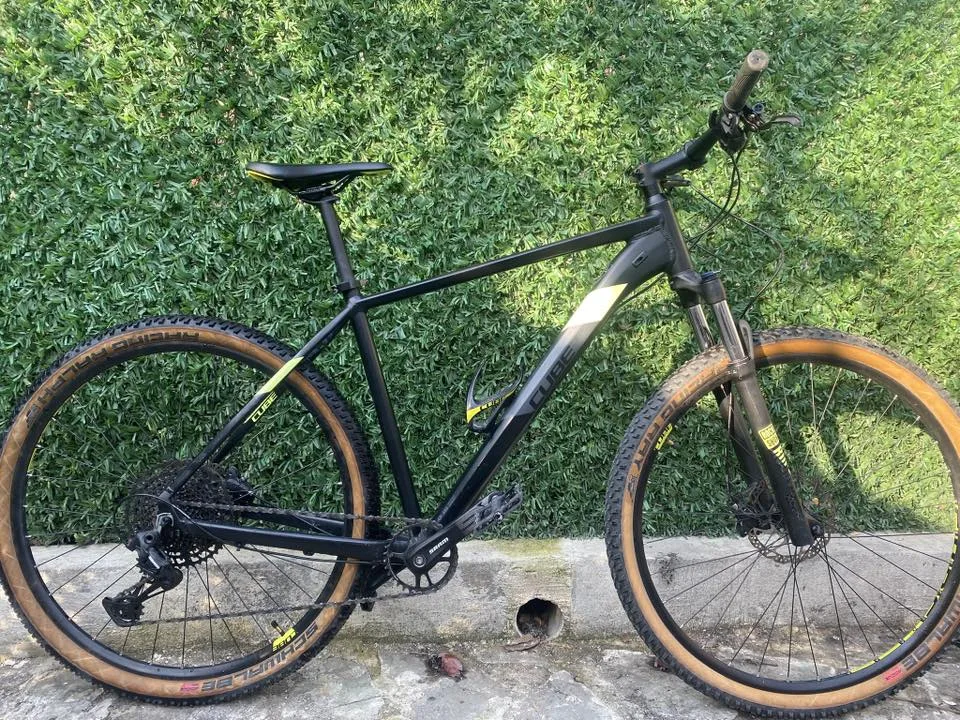 იყიდება ველოსიპედი Cube Analog 2021